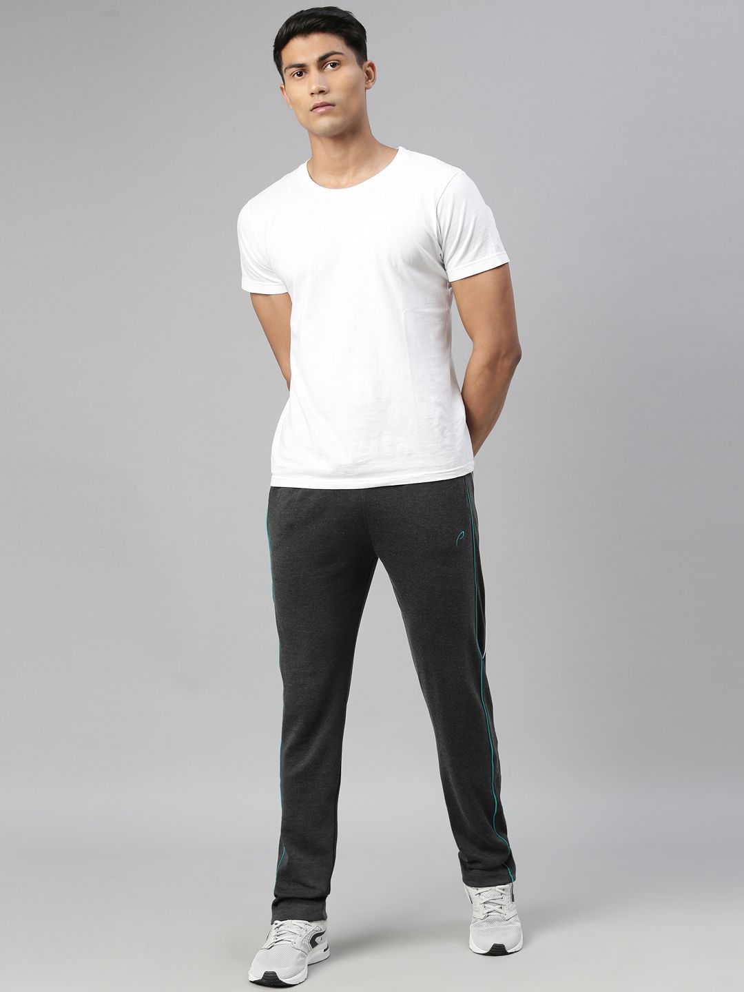 PROLINE Regular Fit Men Green Trousers - Buy PROLINE Regular Fit Men Green  Trousers Online at Best Prices in India | Flipkart.com