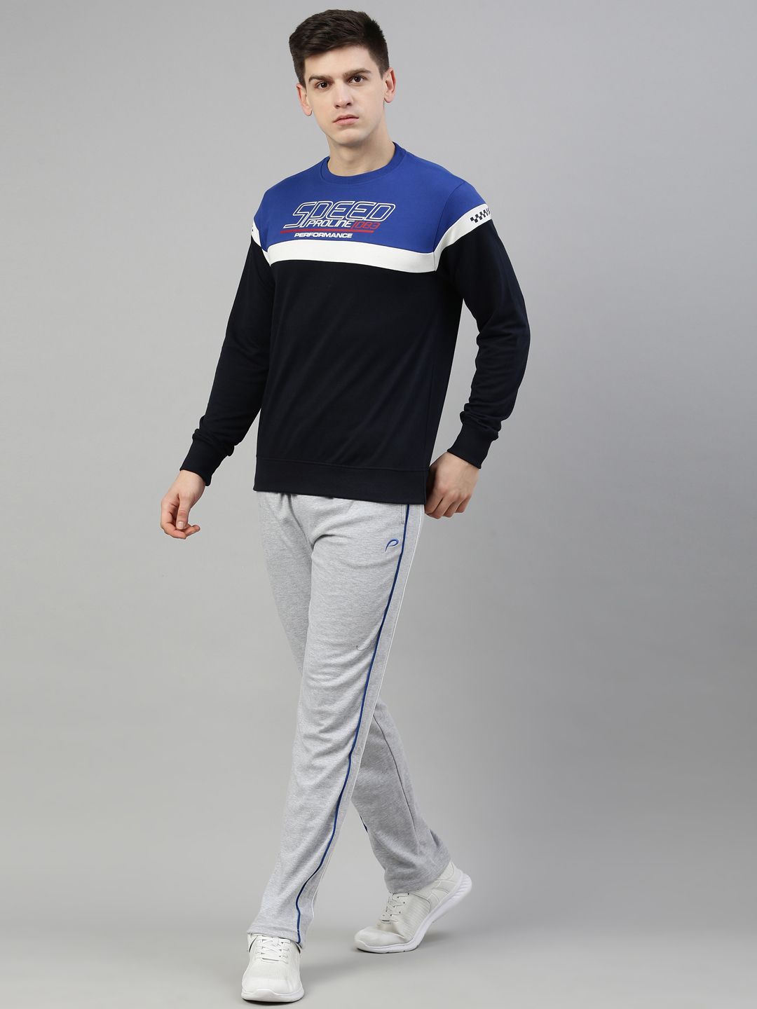 Striped Sweatpants Plain Design | Roupas casuais masculinas, Moletons  masculinos, Moda masculina dicas